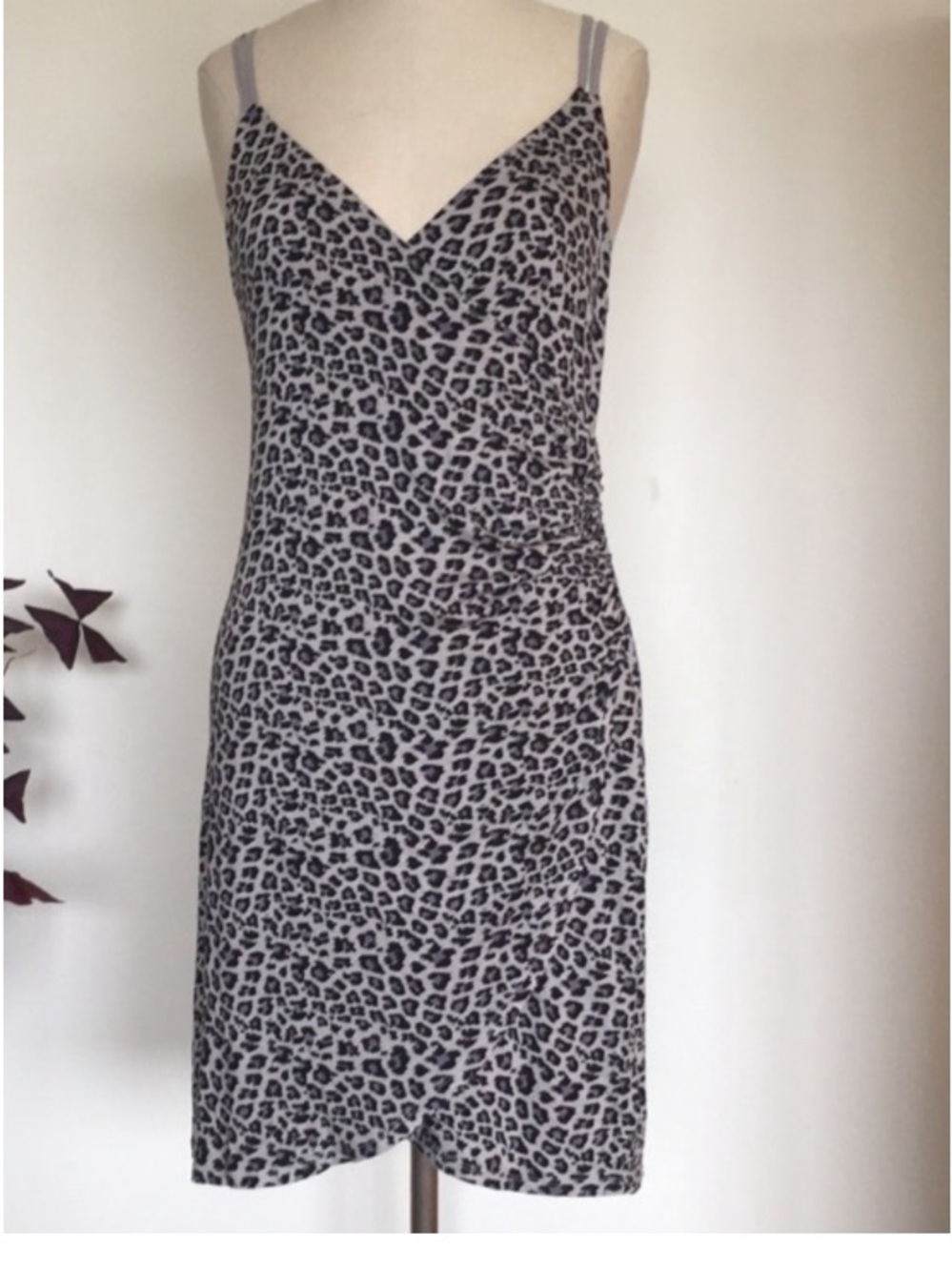 Y2K rayon knit faux wrap leopard print dress, side ruching and back straps, L